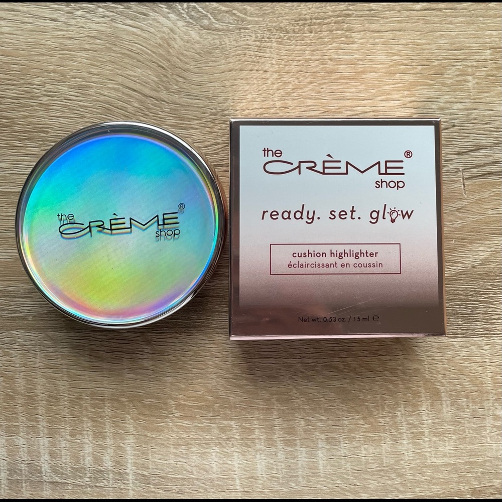The Crème Shop: Cushion Highlighter - Picture 2 of 3